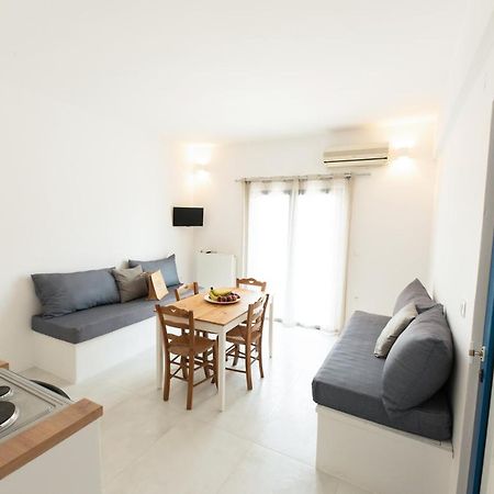 Muses Apartments Agia Anna  Luaran gambar